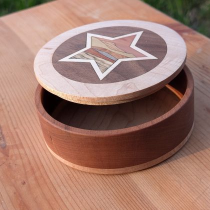 Roanoke Star Intarsia Lidded Box